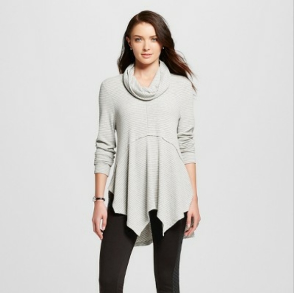 🆕⭐ Oatmeal cream cowl neck asymmetrical sweater - Picture 2 of 5